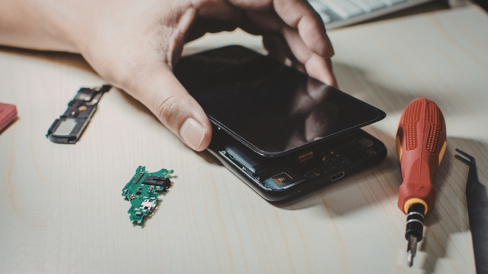 Çankaya Xiaomi Telefon Tamiri, Çankaya Xiaomi Telefon Servisi, Çankaya Xiaomi Telefon Tamircisi, Çankaya Xiaomi Telefon Tamiri Fiyatları, Çankaya Xiaomi Telefon Tamiri Yapan Yerler, İzmir Çankaya Xiaomi Telefon Tamiri